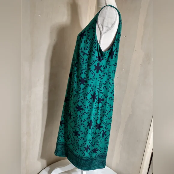Teal & Navy Sleeveless Patterned Dress - Picture 2 of 7
